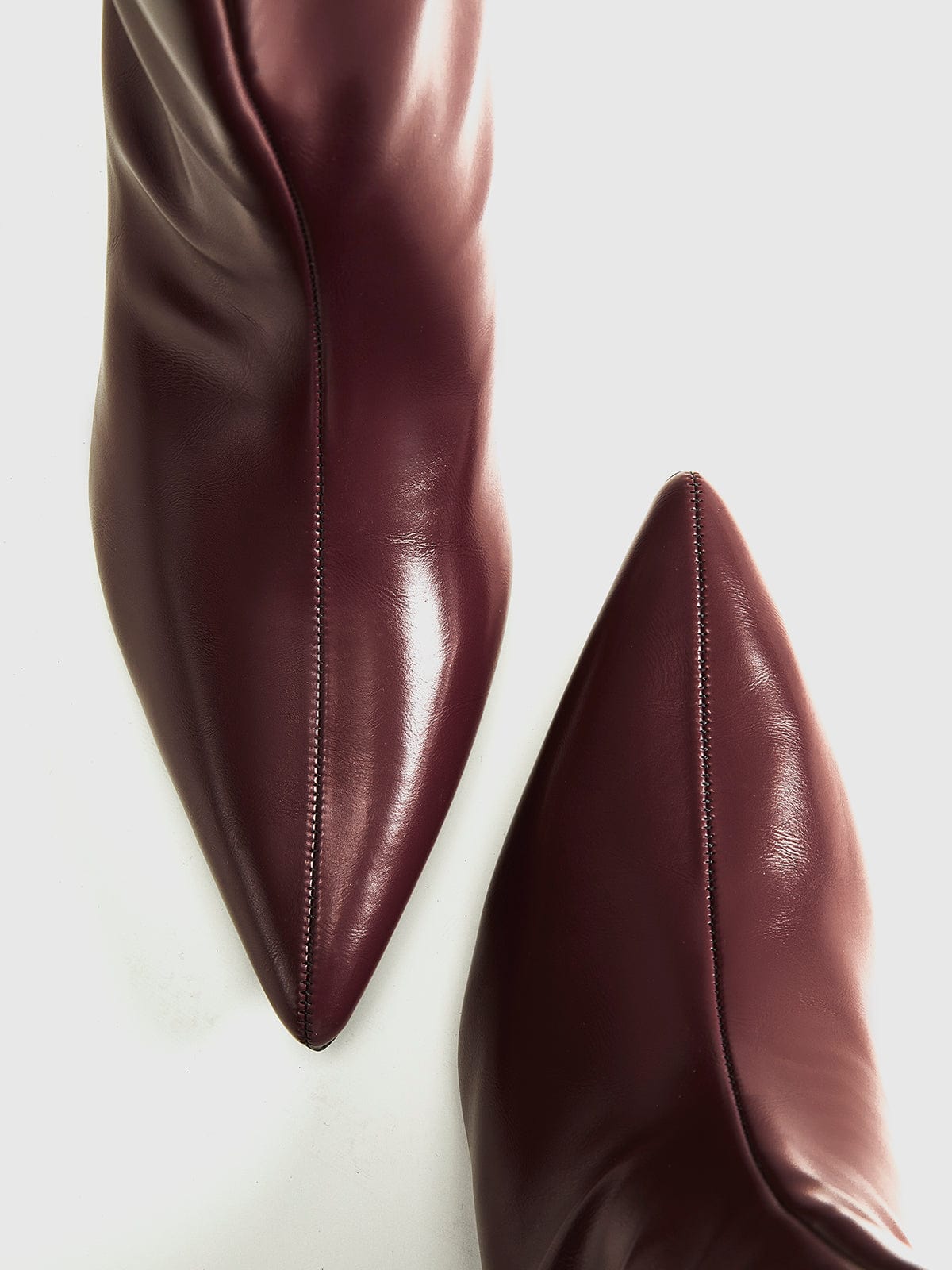 Elegante Enkellaarsjes in Bordeaux – Tijdloos & Stijlvol
