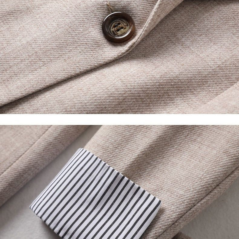 Elegante getailleerde damesblazer met omgeslagen manchetten