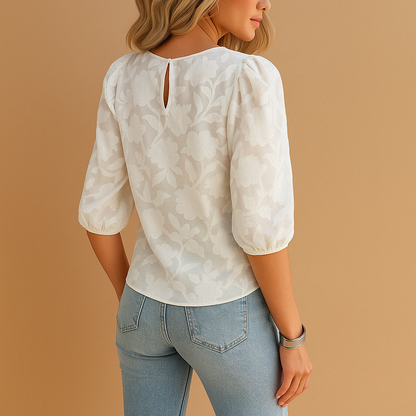 Bloementop Dames met Flatterende Pasvorm en Elegante Stijl