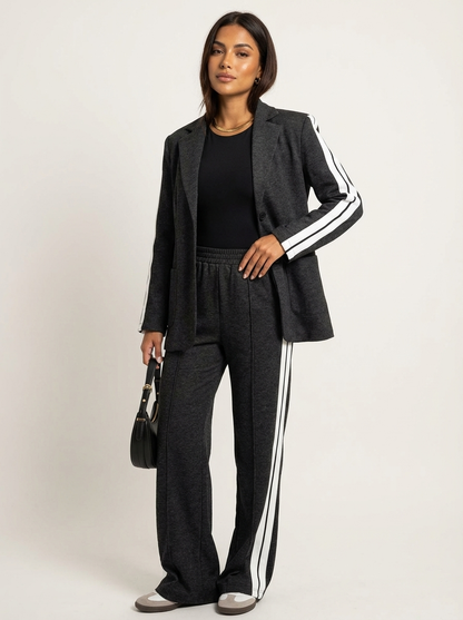 Casual chic dames set met blazer en broek met zijstrepen