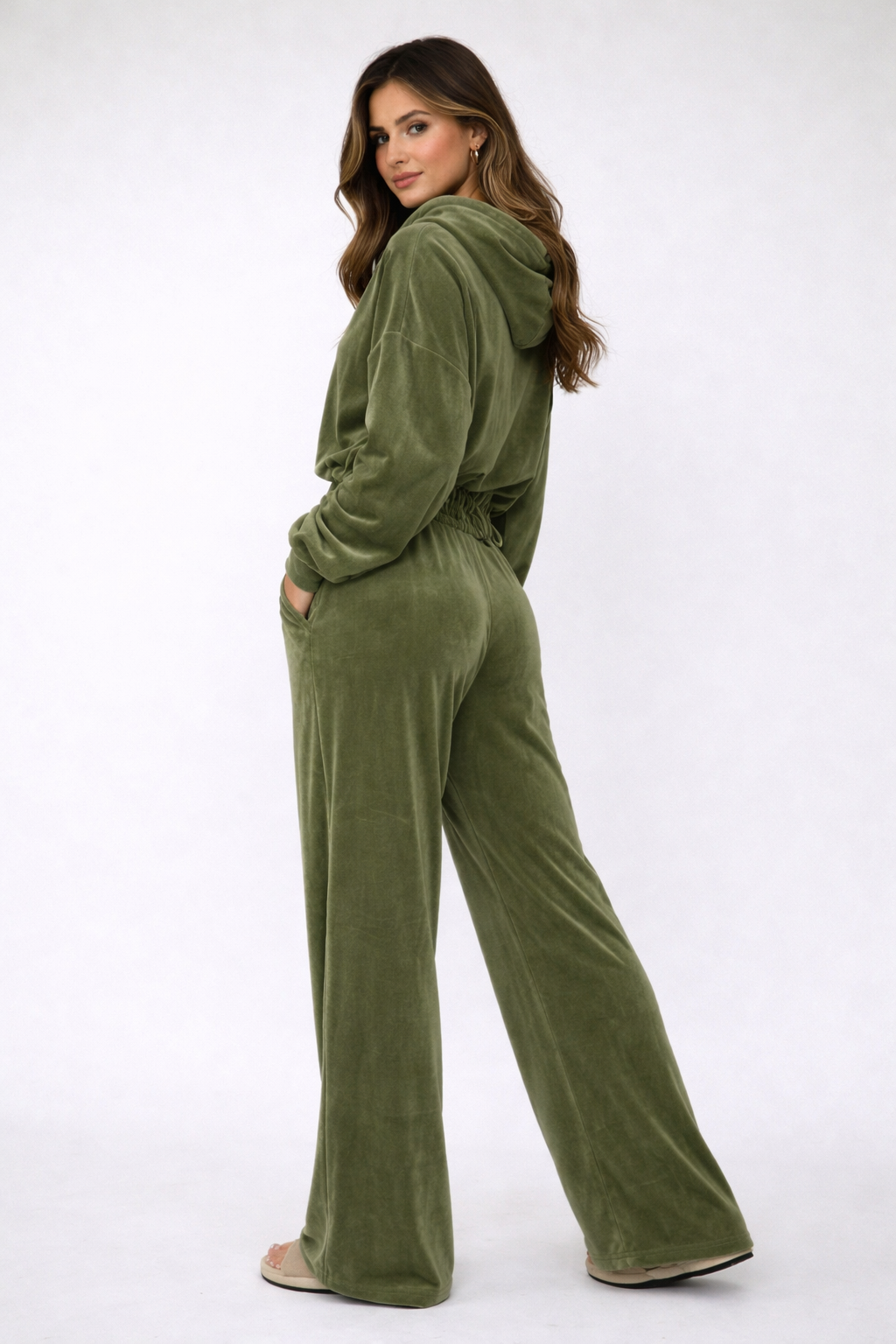 Ashley – Luxe Fluwelen Dames Lounge Set met Hoodie