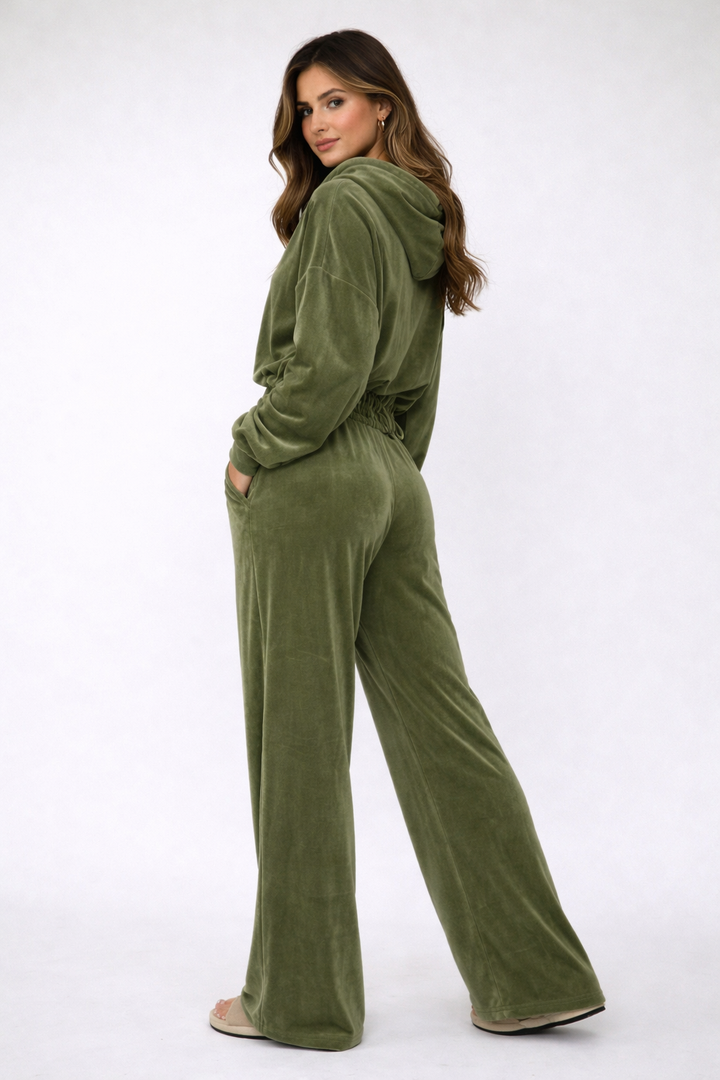 Ashley – Luxe Fluwelen Dames Lounge Set met Hoodie