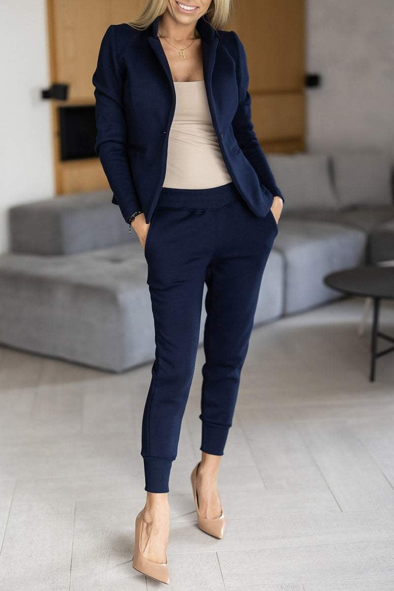 Chique tweedelige dames set met blazer en joggerbroek