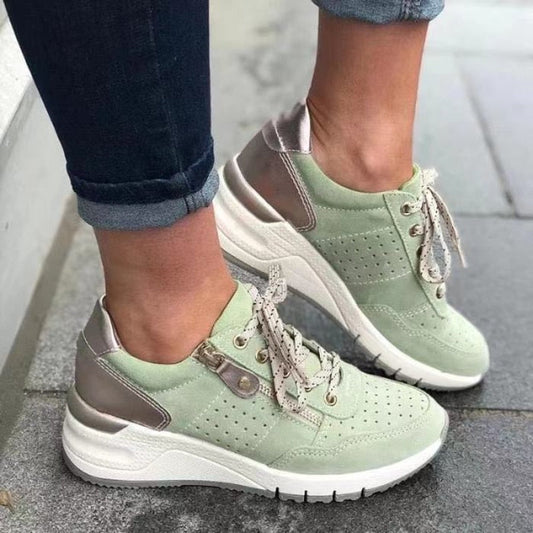 Comfortabele stijlvolle damessneakers