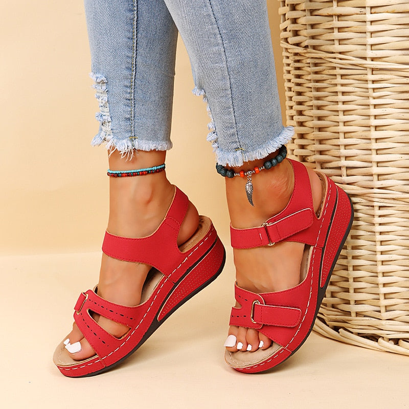 Dames Sandalen met Wedge Hak en Klittenband Sluiting voor Comfort