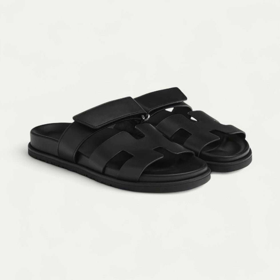 Dames Slide Sandalen met Moderne Sleek Uitsnijdingen en Comfort