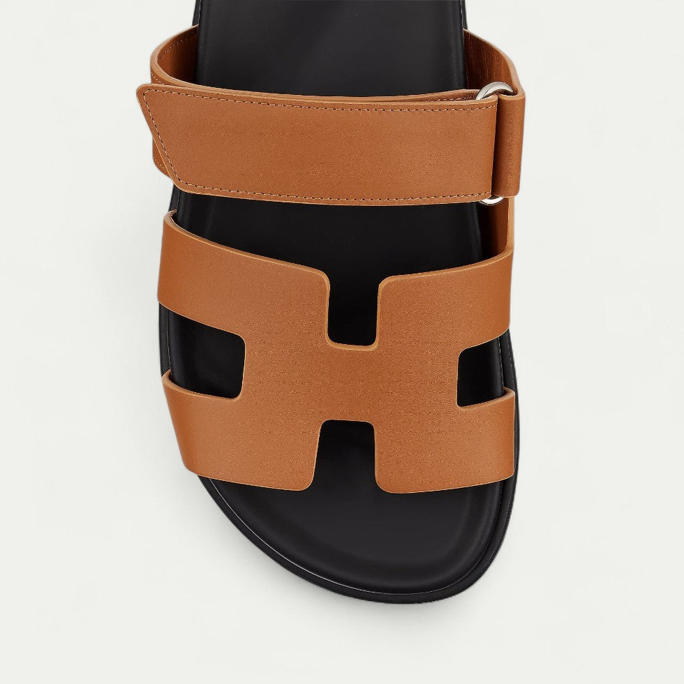 Dames Slide Sandalen met Moderne Sleek Uitsnijdingen en Comfort