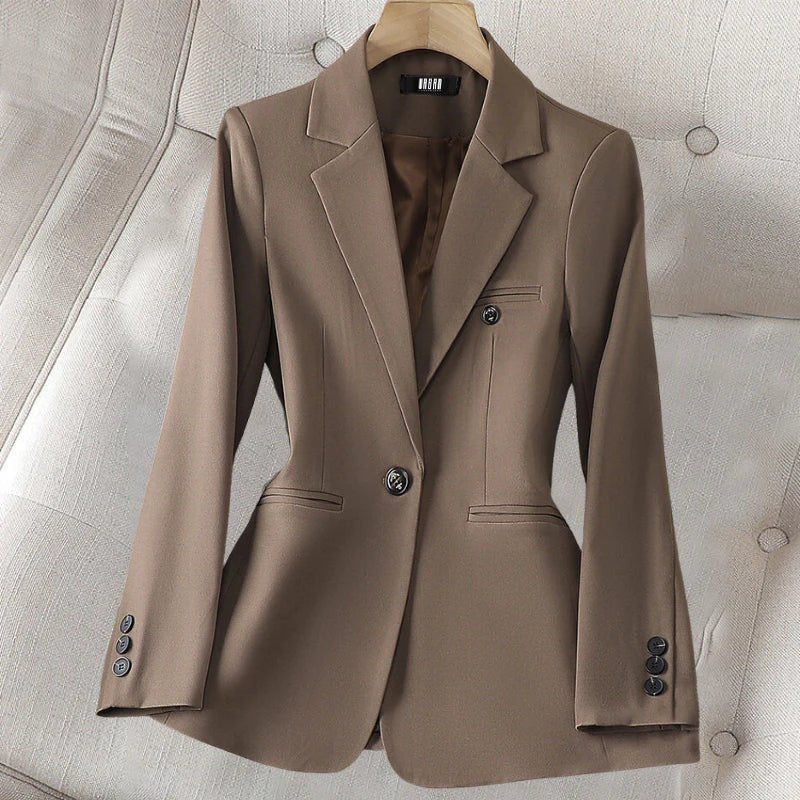 Dames blazer met getailleerde pasvorm – Neriza