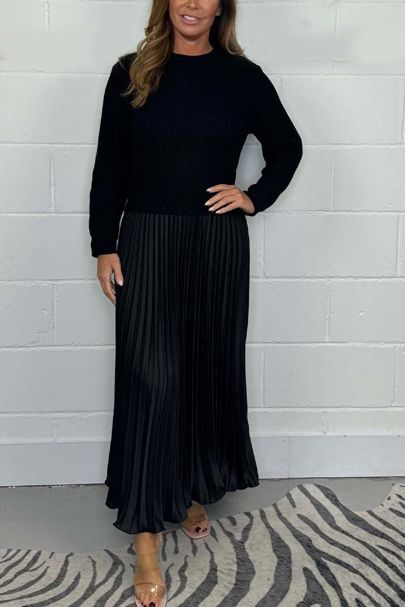 Elegant dames set met plissé rok en fijngebreide trui