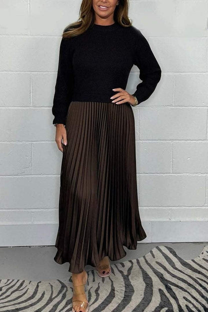Elegant dames set met plissé rok en fijngebreide trui