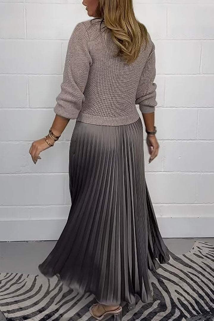 Elegant dames set met plissé rok en fijngebreide trui