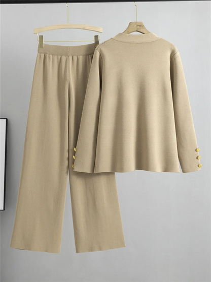 Elegante dames knit set met gouden knopen – Genevieve