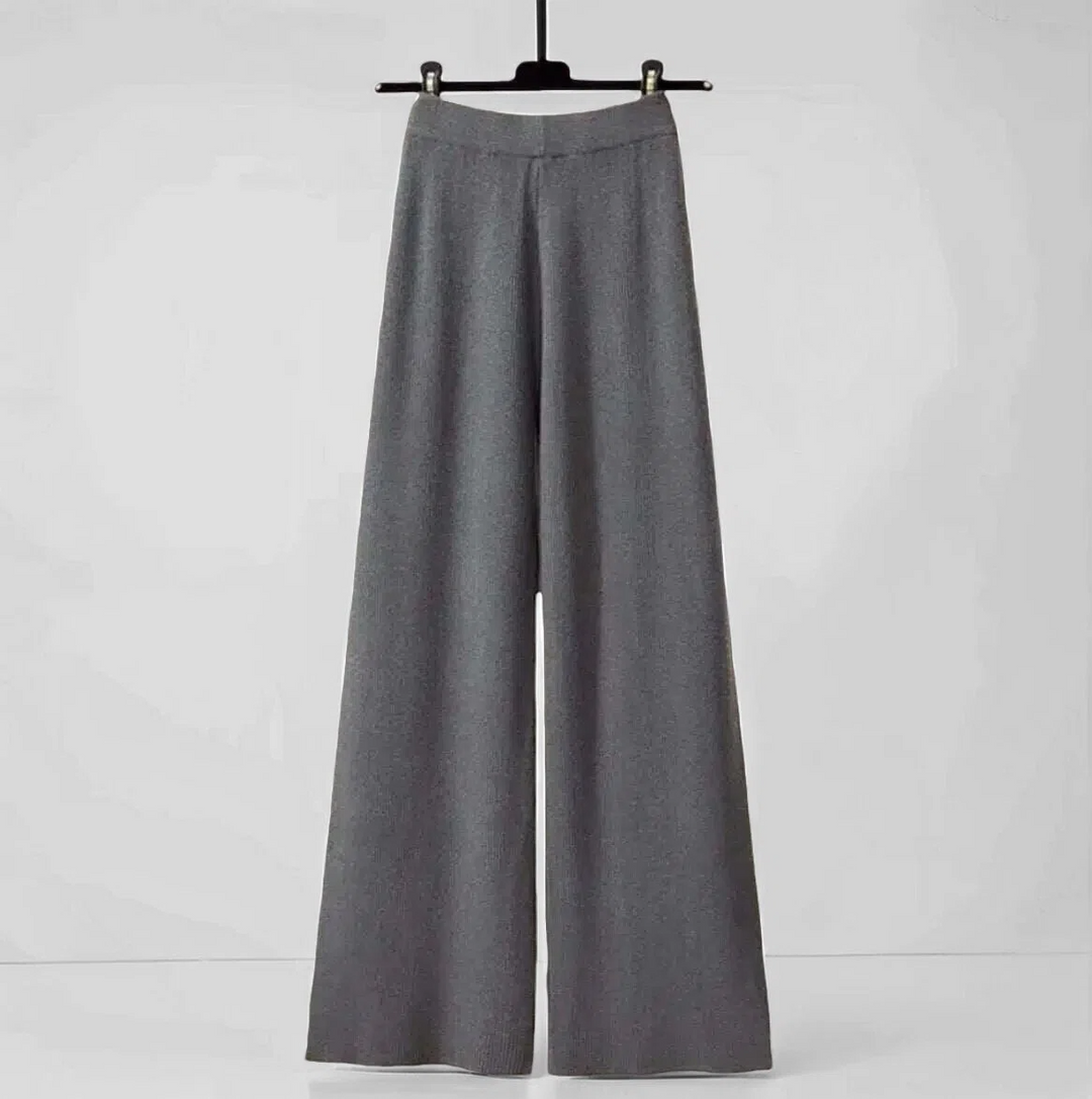 Elegante gebreide dames set met blouse en wijde broek