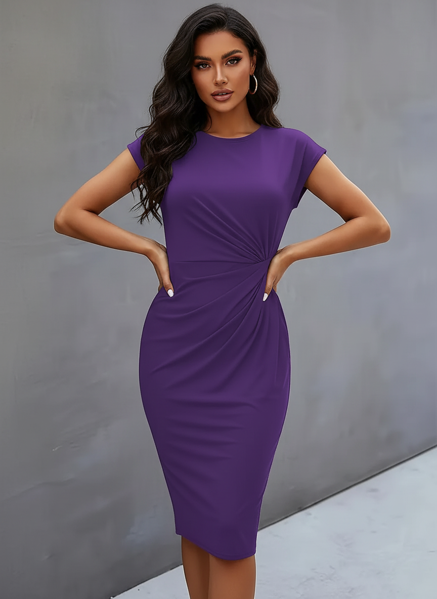 Elegante getailleerde midi jurk met geplooide taille