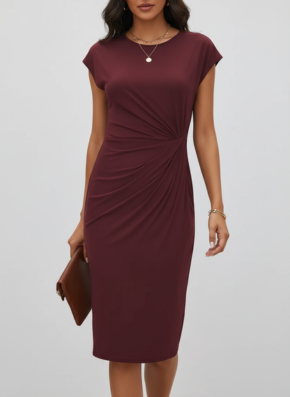 Elegante getailleerde midi jurk met geplooide taille