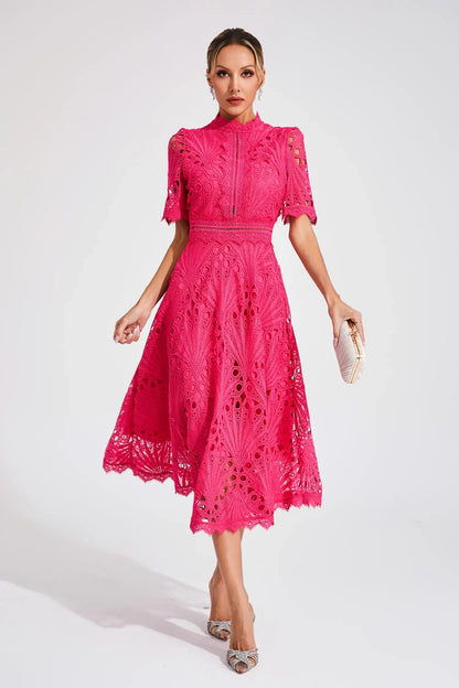 Elegante kanten midi jurk met verfijnde details