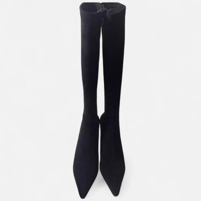 Elegante suède dameslaarzen met slanke hak