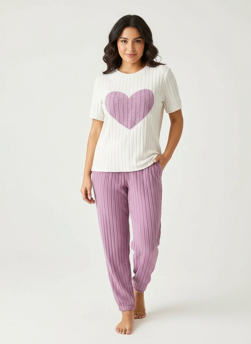 Geribde loungewear set dames met hartdetail – Amore