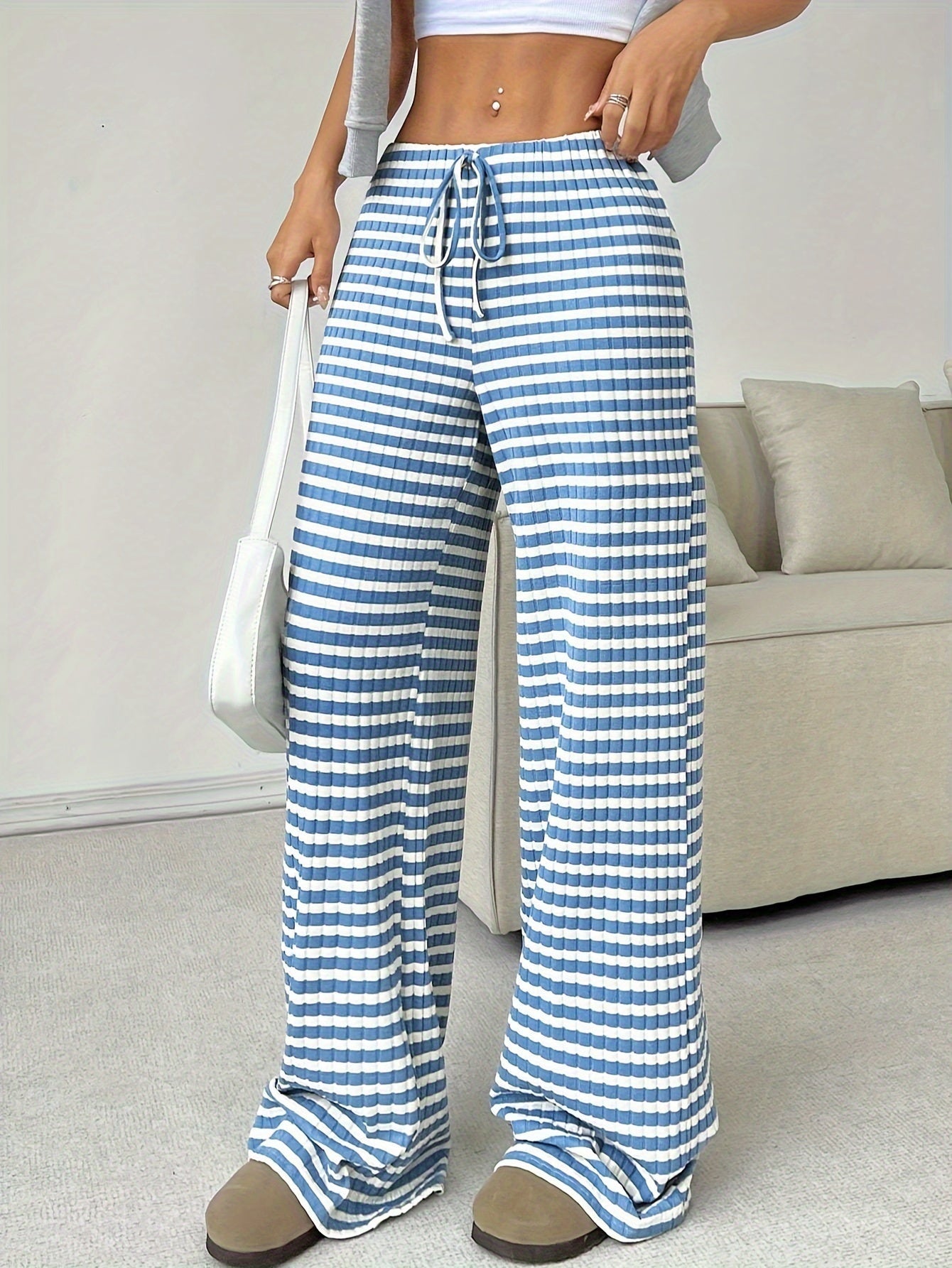 Gestreepte dames lounge broek met wijde pijpen – Mila