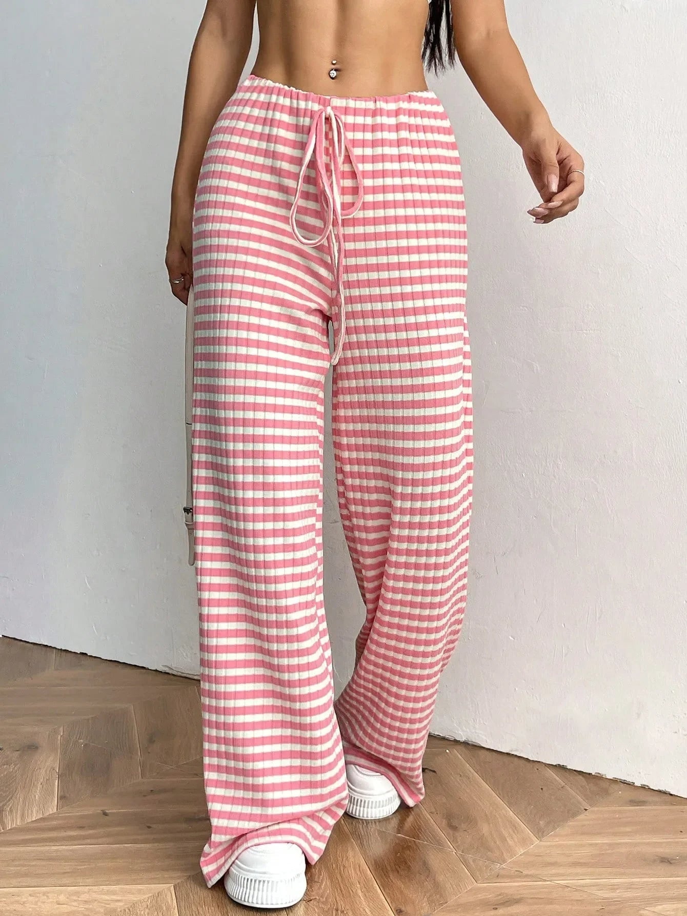 Gestreepte dames lounge broek met wijde pijpen – Mila