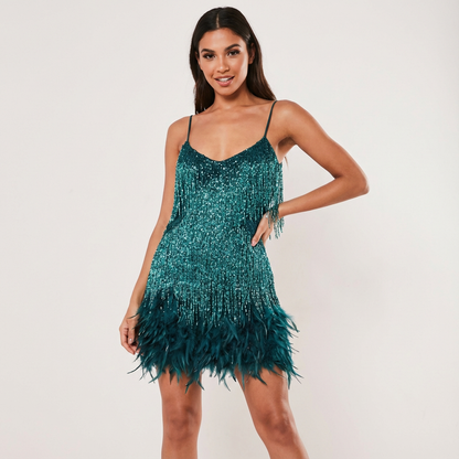 Glamoureuze pailletten veren cocktailjurk