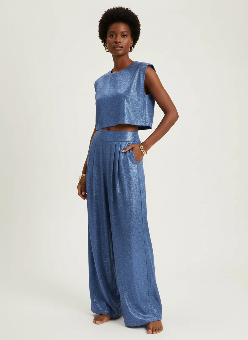Glanzende two-piece set met cropped top en wide-leg broek – Alina