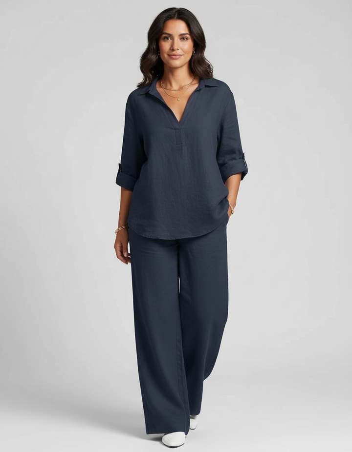 Luchtige tweedelige dames set met blouse en wijde broek