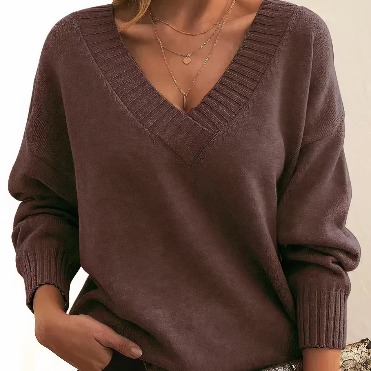 Luxe damestrui met V-hals – zachte en warme premium sweater
