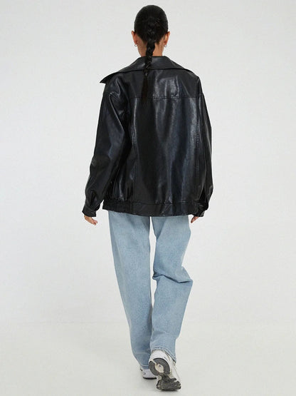 Modern oversized damesjack met rits en brede kraag