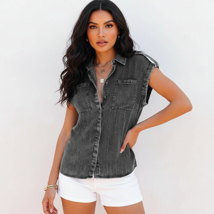 Mouwloze denim blouse met borstzakken – Delphine