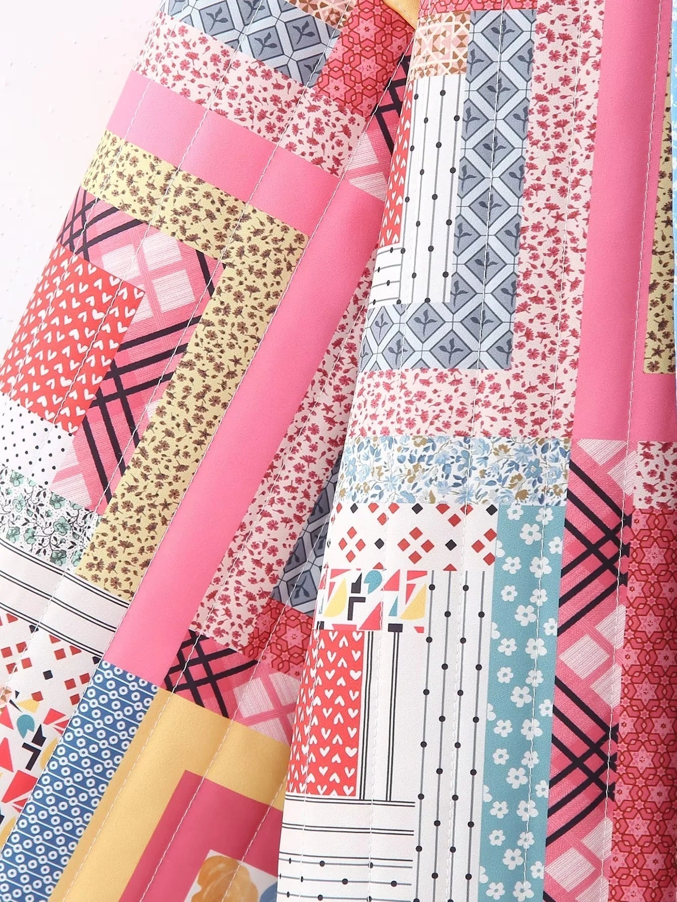 Patchwork Gequiltede Jas met Open Voorkant en Vrolijke Kleuren