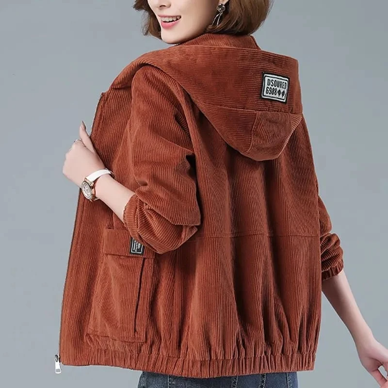 Ribfluwelen dames jas met capuchon – Mila