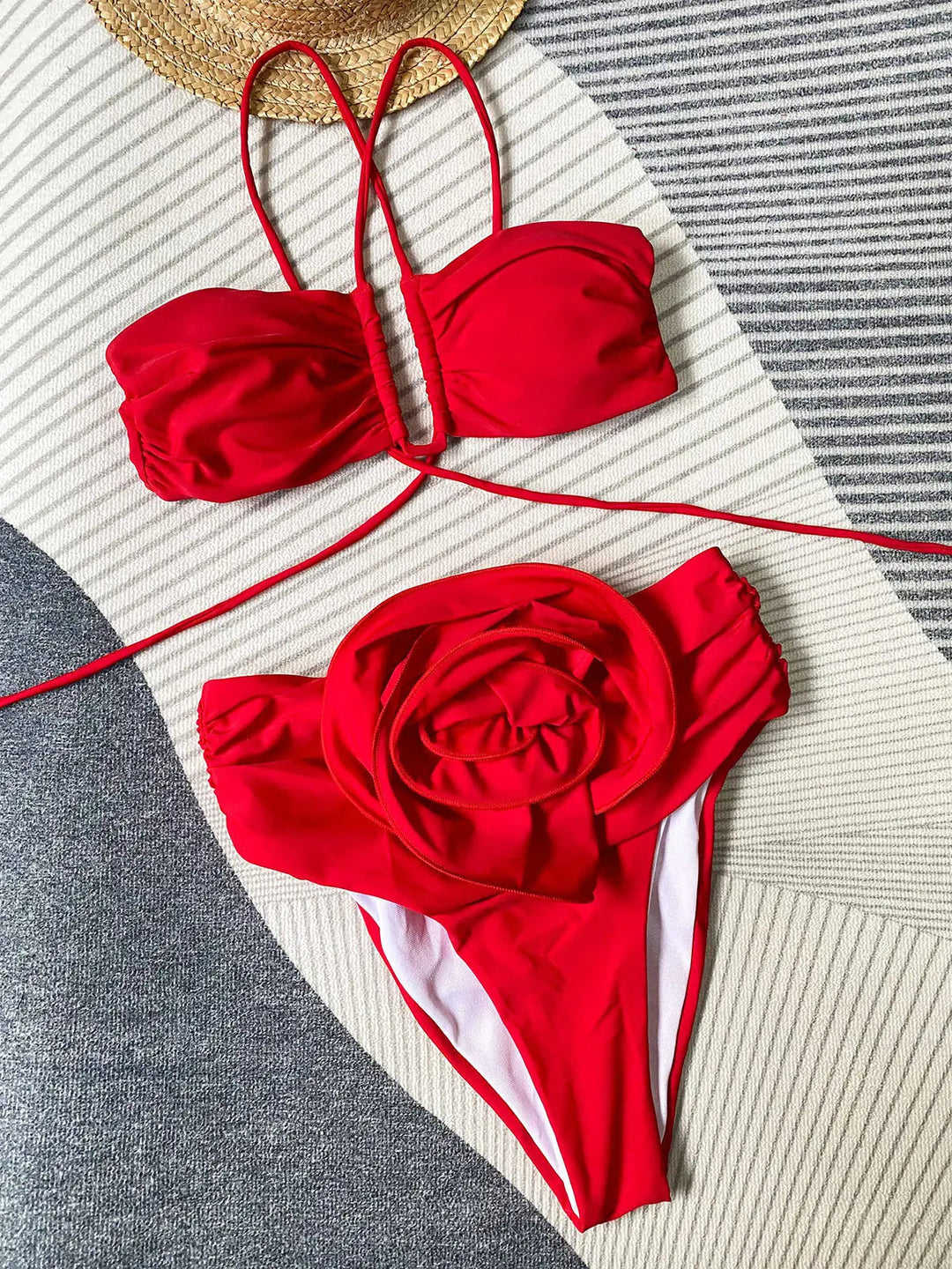 Rosa Bikini | Halternek met Bloemdetail