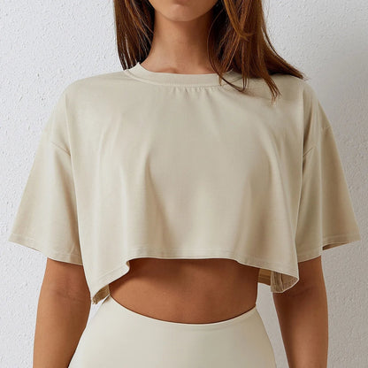 Sportieve cropped dames top met korte mouwen – Arlette