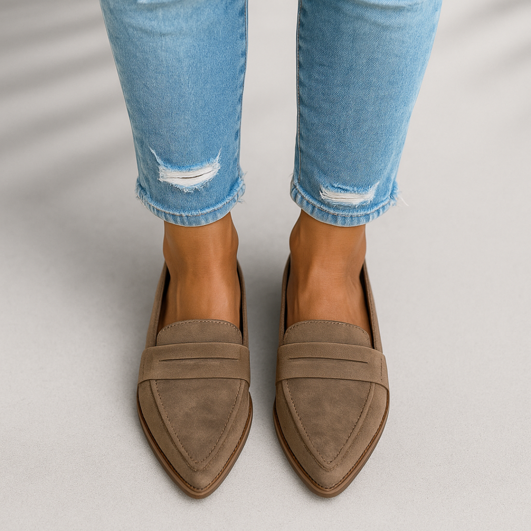 Tijdloze suède dames loafers met puntige neus