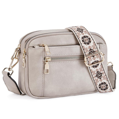 Trendy crossbody tas met verstelbare decoratieve band