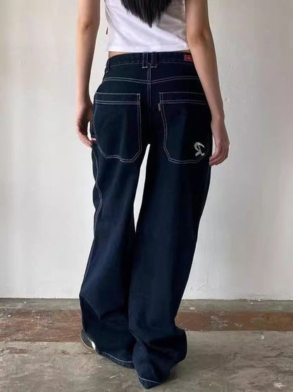 Vintage boyfriend jeans met borduurdetail op de achterzak