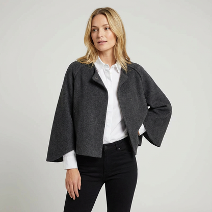 Warm dames jasje met knoopsluiting en zachte afwerking