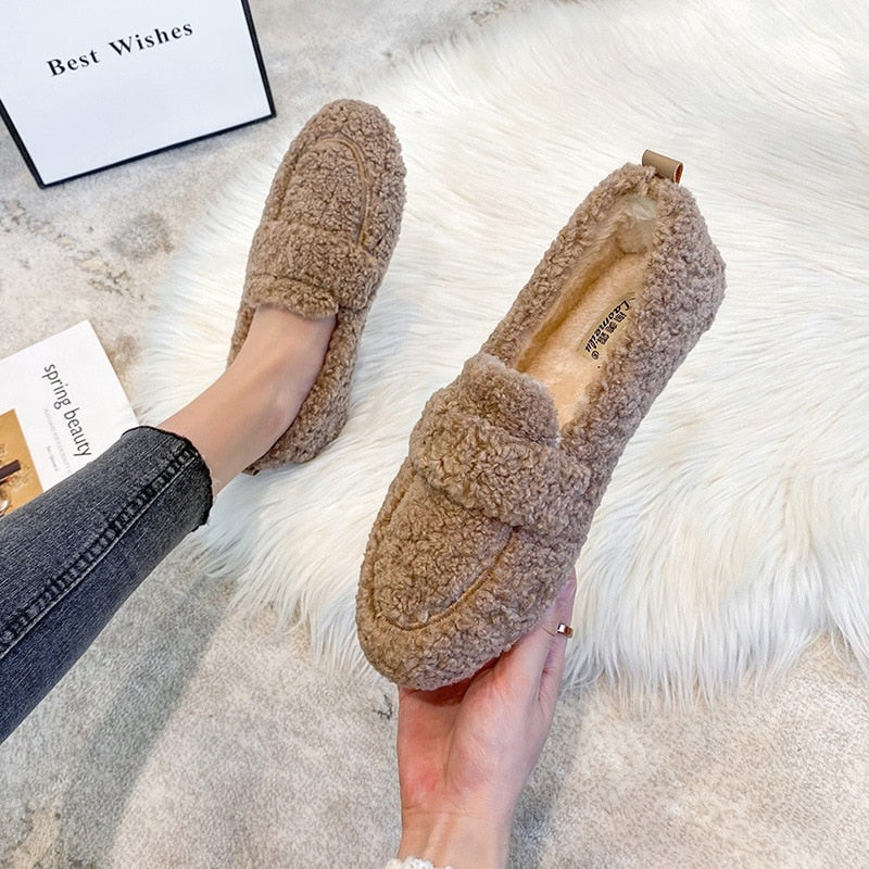 Warme teddy loafers voor dames