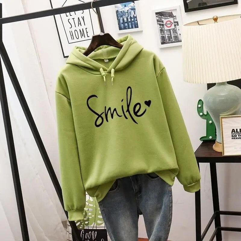 Zachte fleece dameshoodie met positieve print