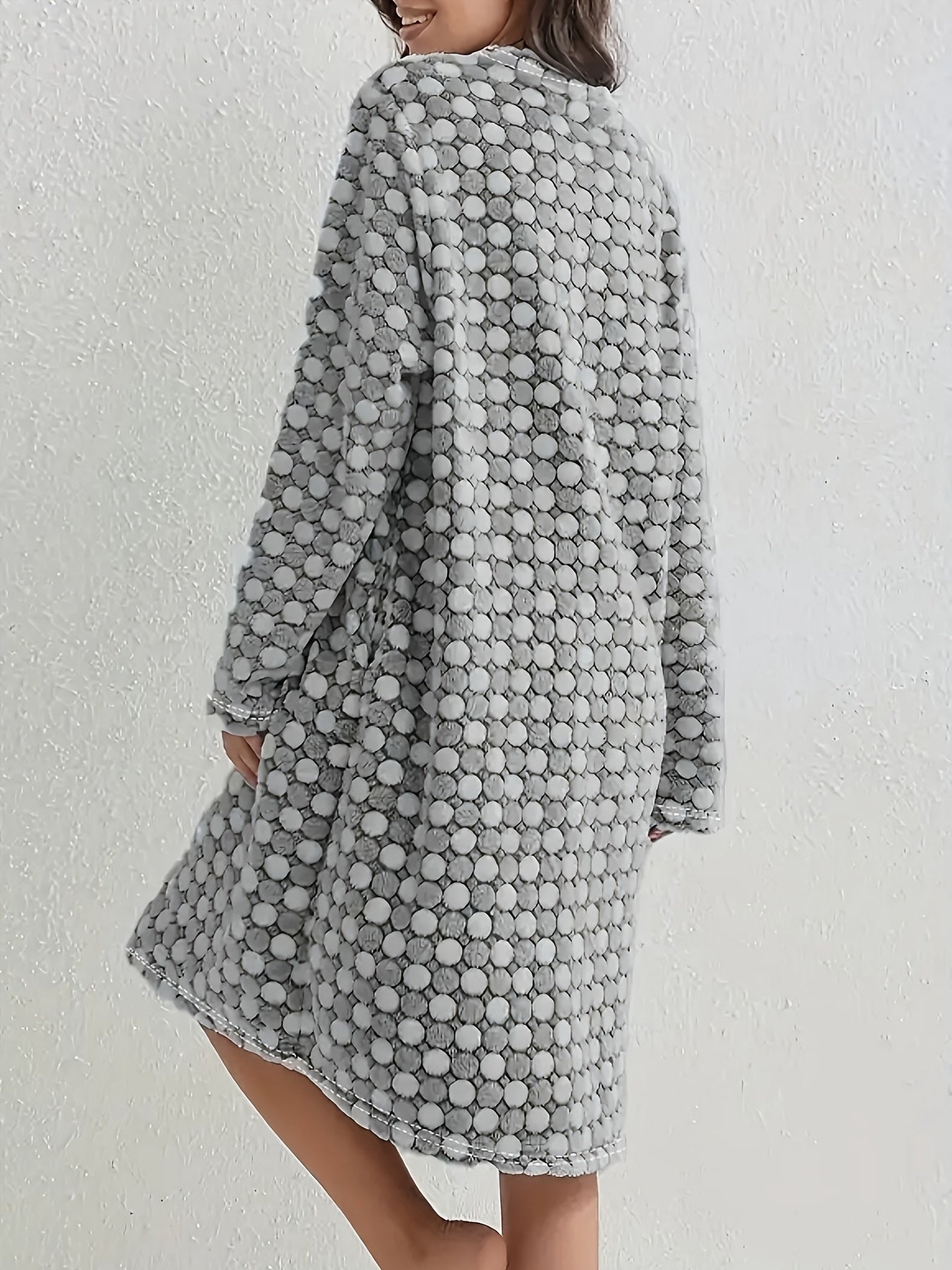 Zachte fleece huisjas met stippenprint – Livia