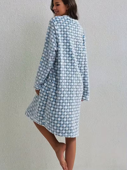 Zachte fleece huisjas met stippenprint – Livia