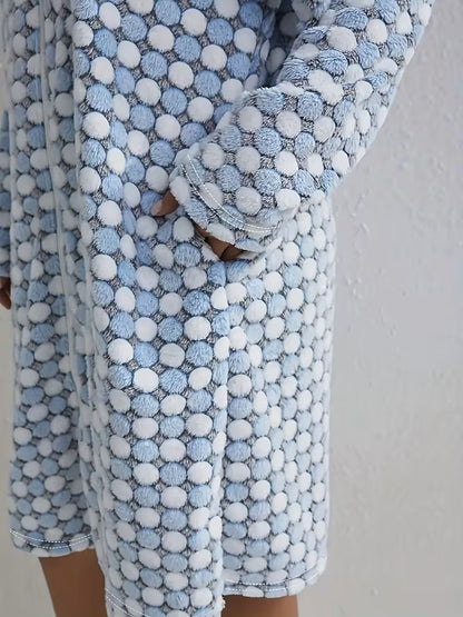 Zachte fleece huisjas met stippenprint – Livia