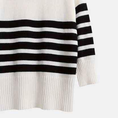 Zachte oversized gebreide trui met col en strepen