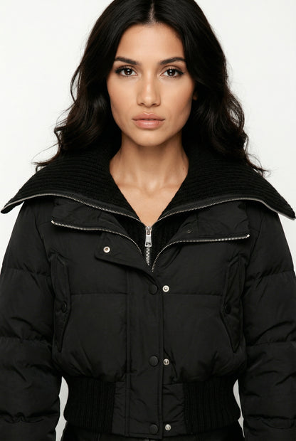 Delayed Dames Cropped Puffer Jas met Grote Ribkraag
