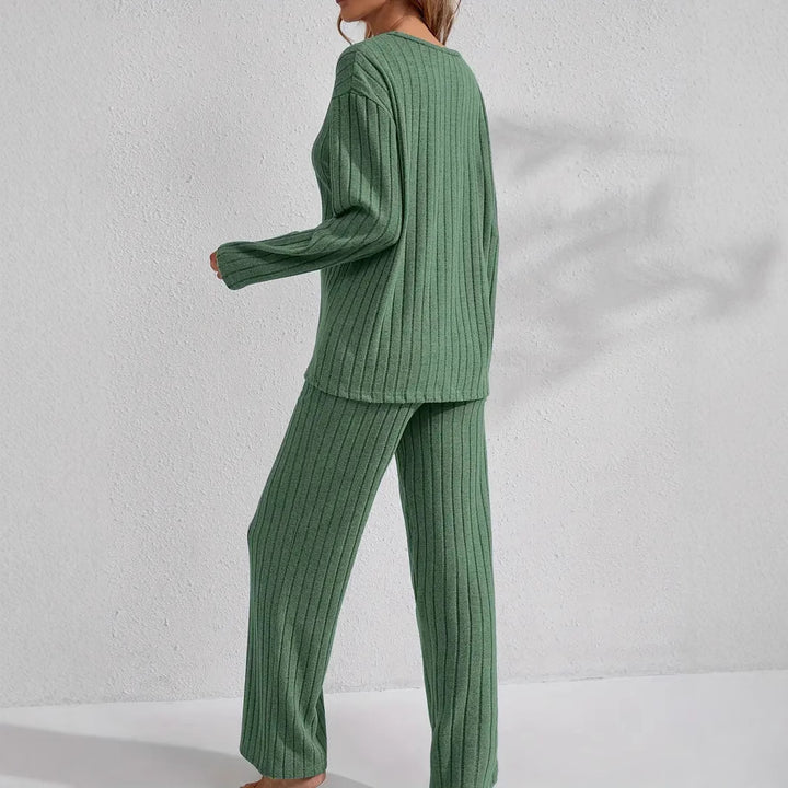 Lotte Geribbelde Dames Lounge Set – Comfortabele Huispak / Pyjama Set met Lange Mouwen
